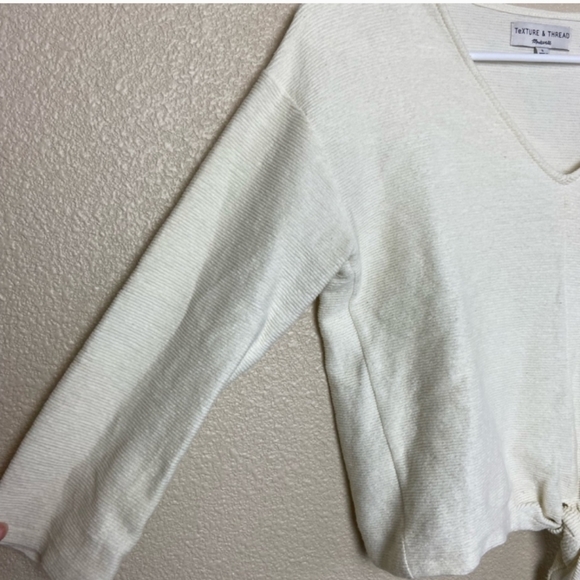 Madewell Texture and Thread Tie Front Top NWOT - Picture 4 of 7